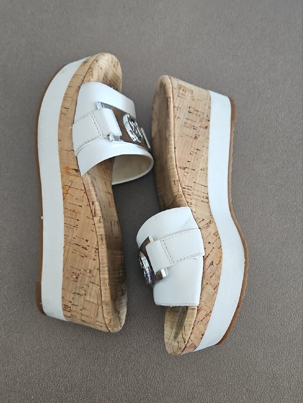 Shoes - Picture 6 of 6